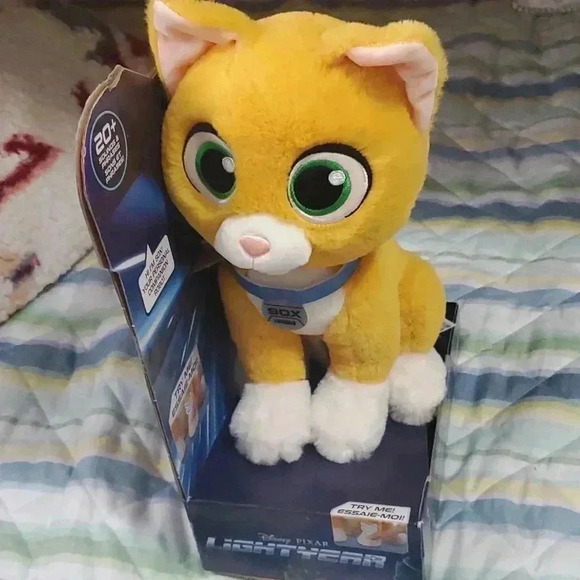 Disney Pixar robot companion - Picture 6 of 14